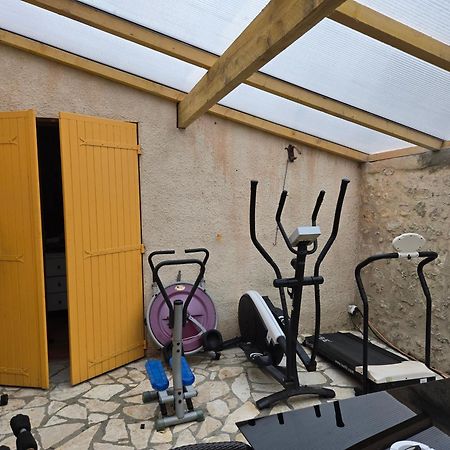 Bed and Breakfast Domaine De La Sarrotte Saugon Экстерьер фото