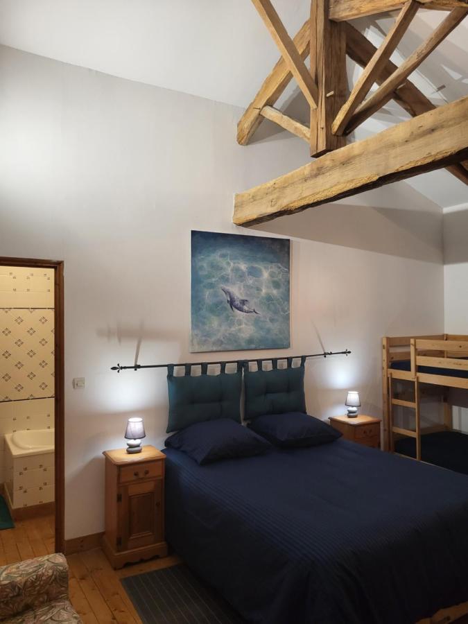 Bed and Breakfast Domaine De La Sarrotte Saugon Экстерьер фото