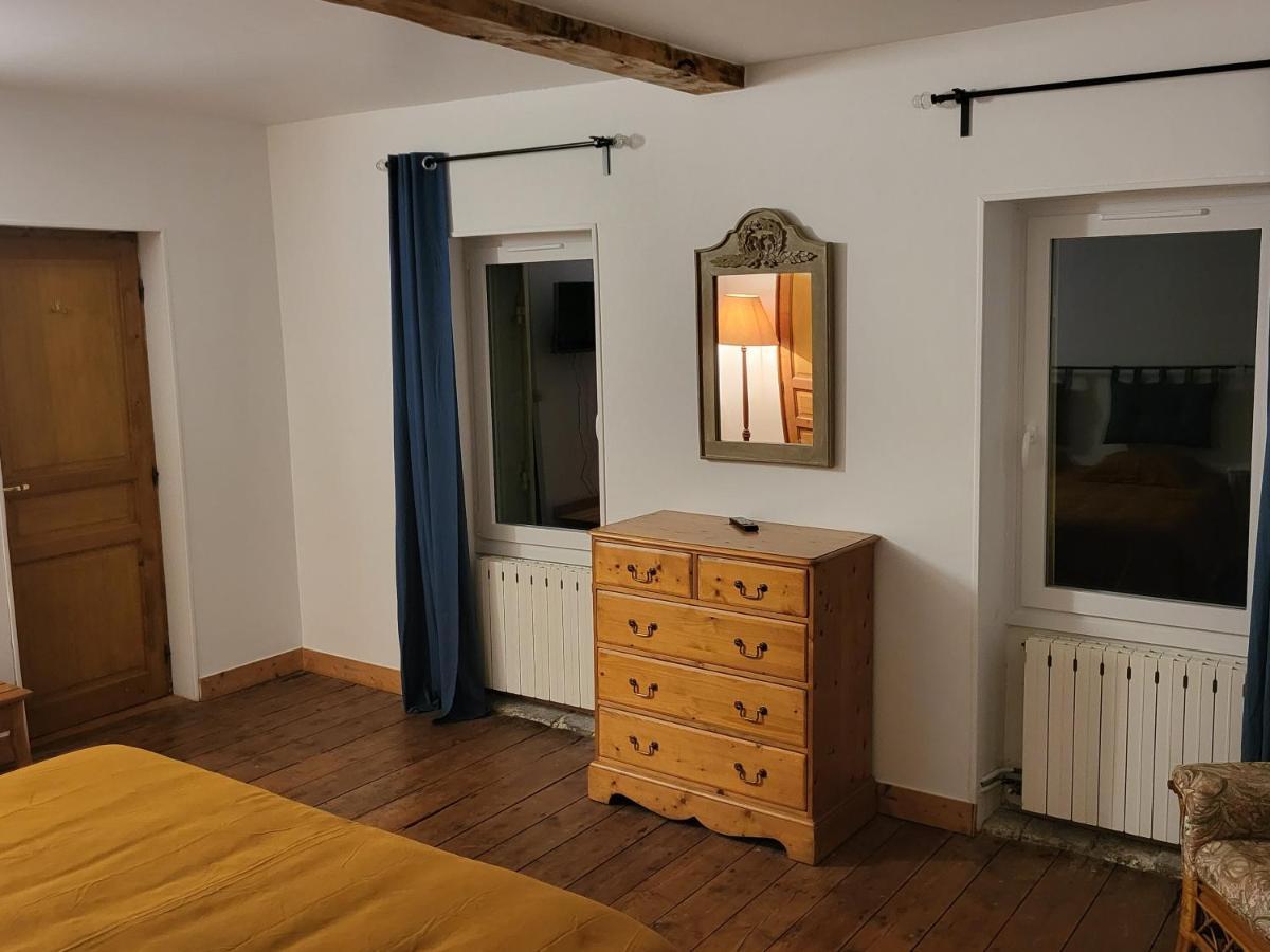 Bed and Breakfast Domaine De La Sarrotte Saugon Экстерьер фото