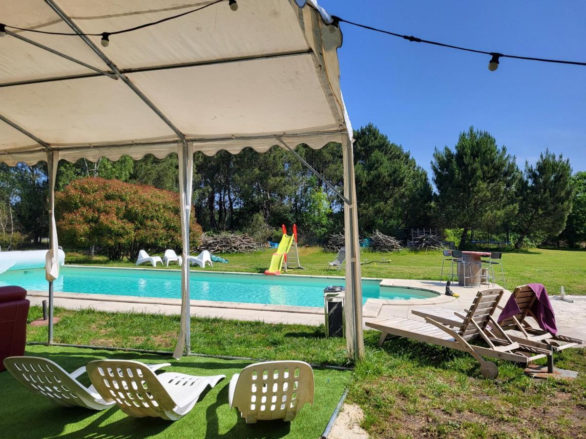 Bed and Breakfast Domaine De La Sarrotte Saugon Экстерьер фото