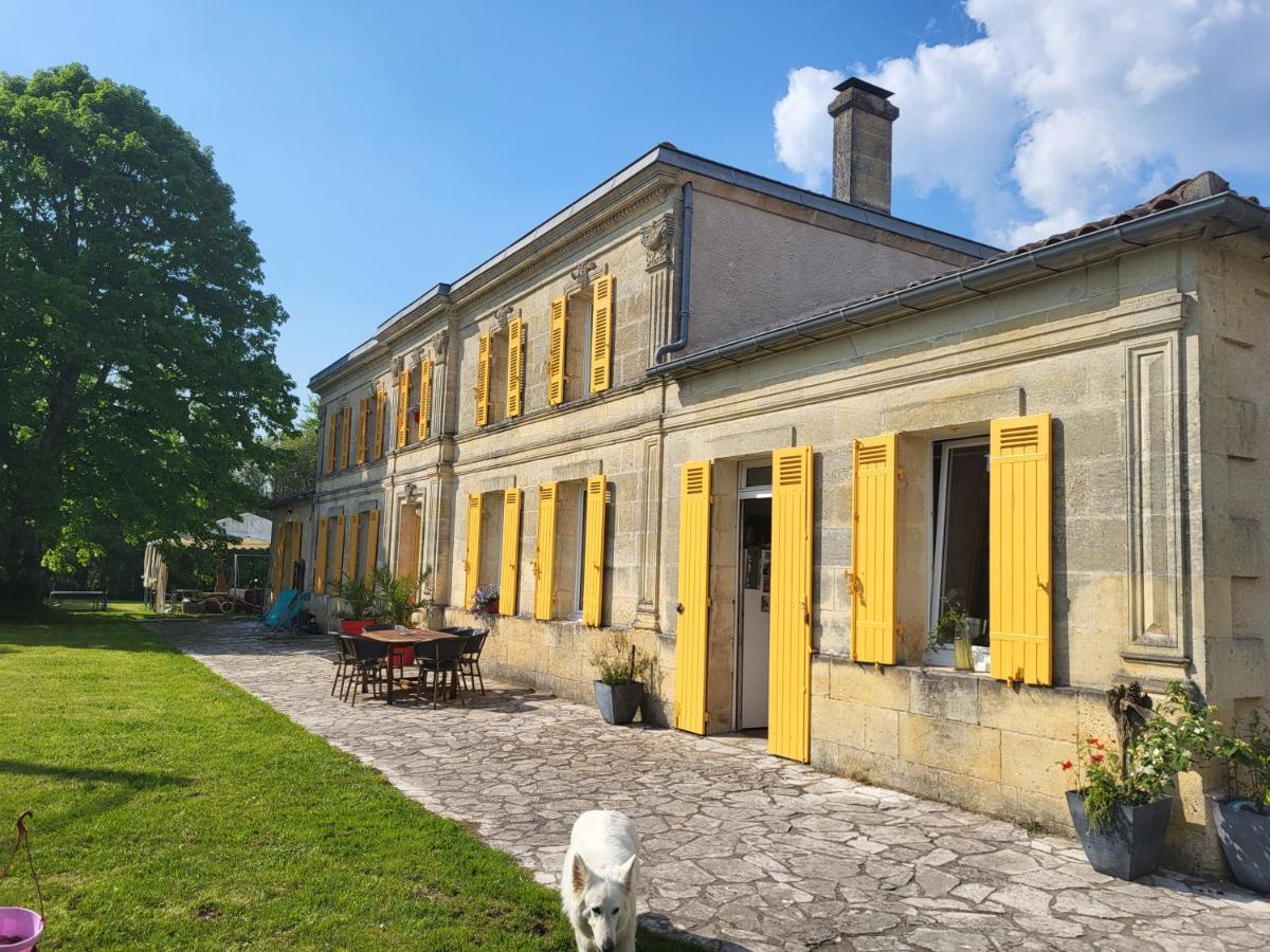 Bed and Breakfast Domaine De La Sarrotte Saugon Экстерьер фото