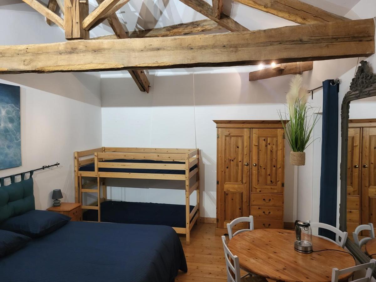 Bed and Breakfast Domaine De La Sarrotte Saugon Экстерьер фото